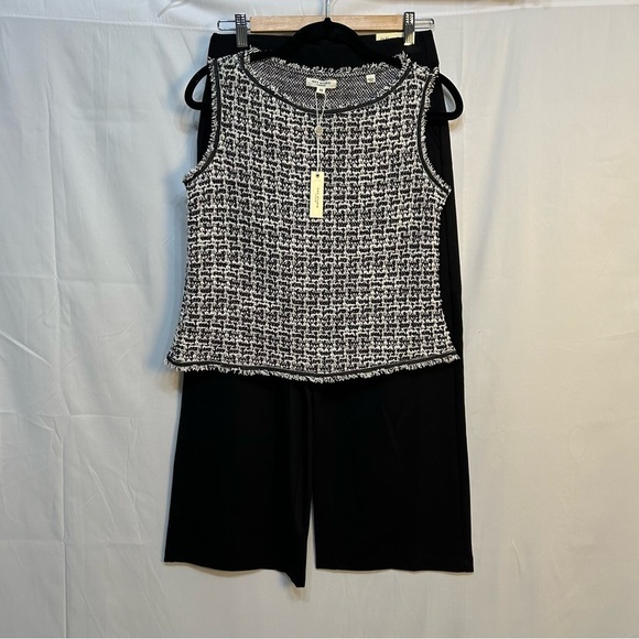 Max Studio Women's Sleeveless Boatneck Top and wide leg pant Size S. Set of 2 - Picture 3 of 5